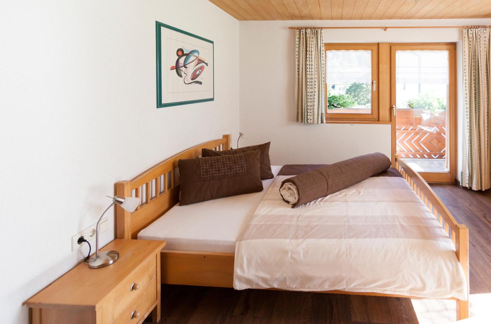 Ferienwohnungen Franz Pfeifer / Beatrice Roduner Gaschurn Habitación foto